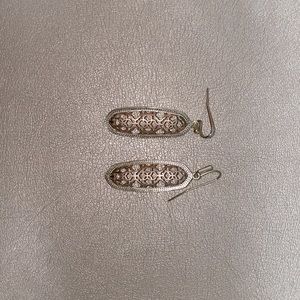 Small Gold Kendra Scott earrings